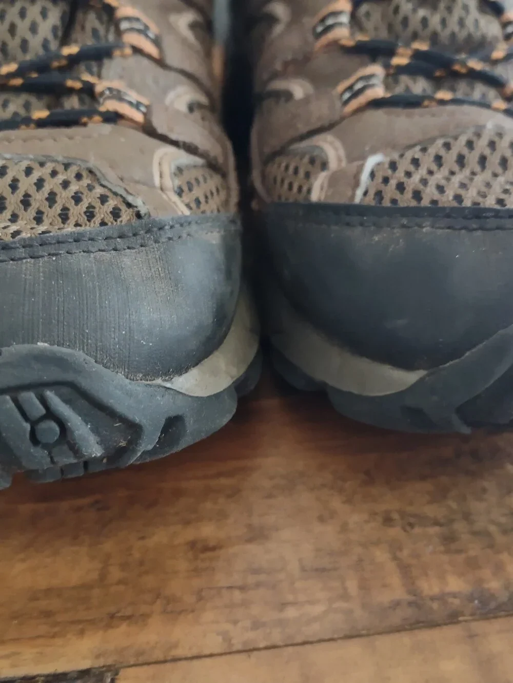Merrell Moab Boys Mid-Ankle Waterproof Hiking Boots Size 1.5 MK261204